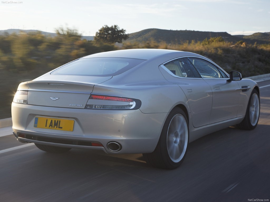 Aston Martin Rapide 5.9 V12